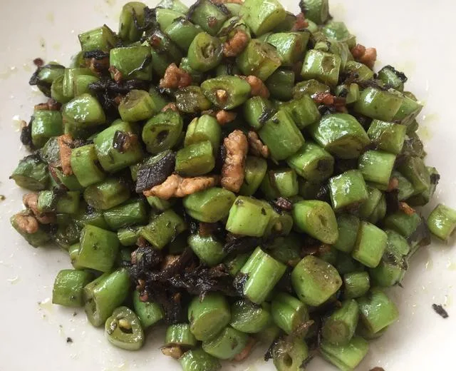 榄菜肉末四季豆
