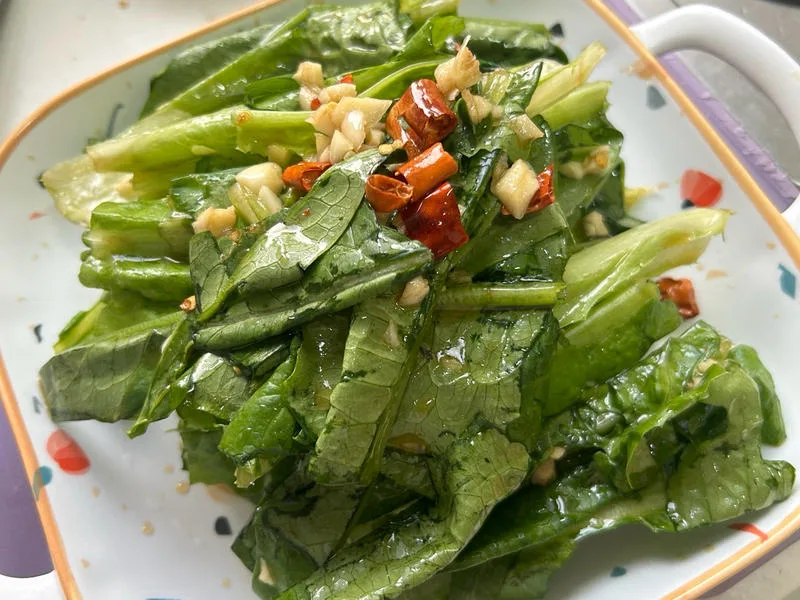 凉拌油麦菜