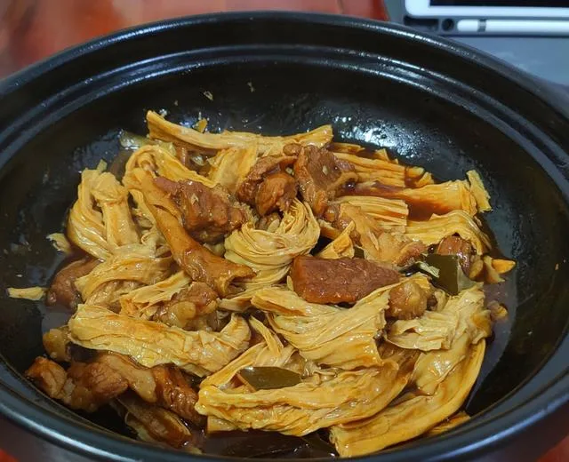 枝竹羊腩煲
