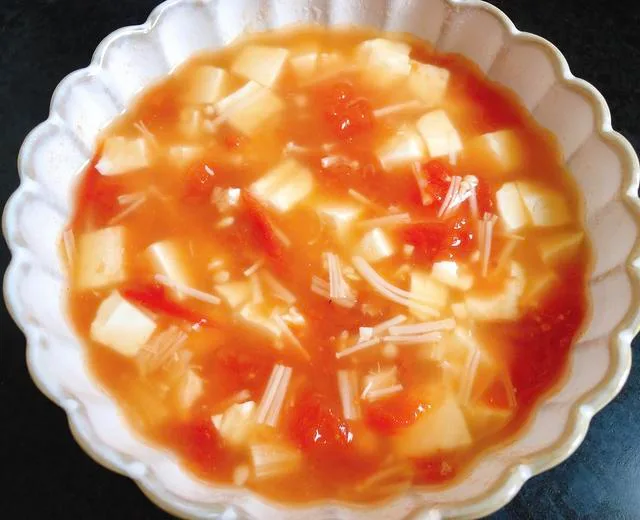 西红柿豆腐汤羹